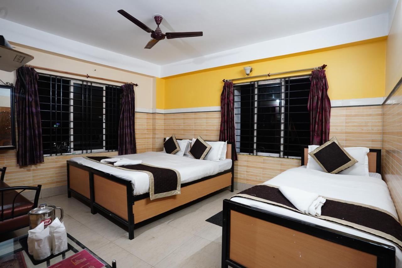 Tirupati Lodge Njp Siliguri Exterior foto