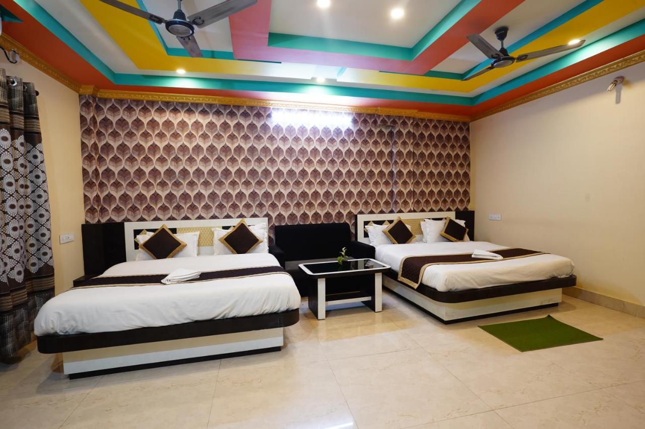 Tirupati Lodge Njp Siliguri Exterior foto